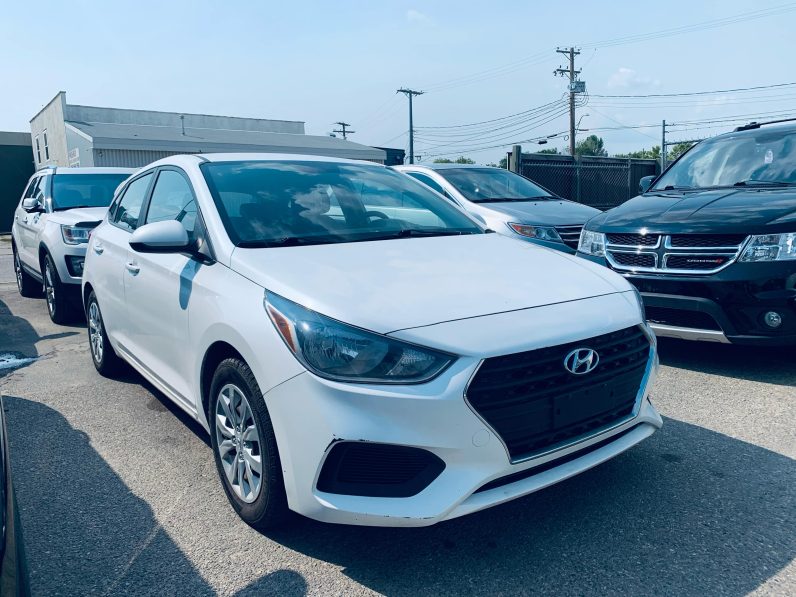 
								2020 HYUNDAI ACCENT SE full									