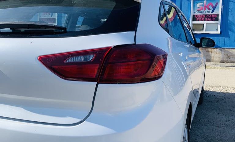 
								2020 HYUNDAI ACCENT SE full									