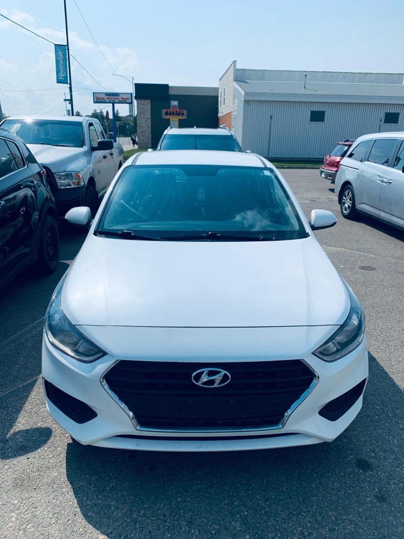 
								2020 HYUNDAI ACCENT SE full									