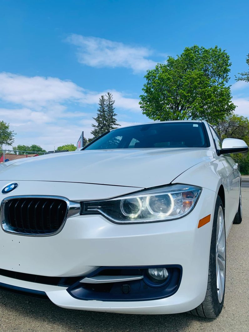 
								2014 BMW 328I xDRIVE full									