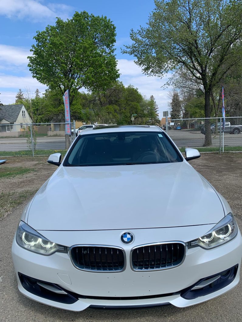 
								2014 BMW 328I xDRIVE full									