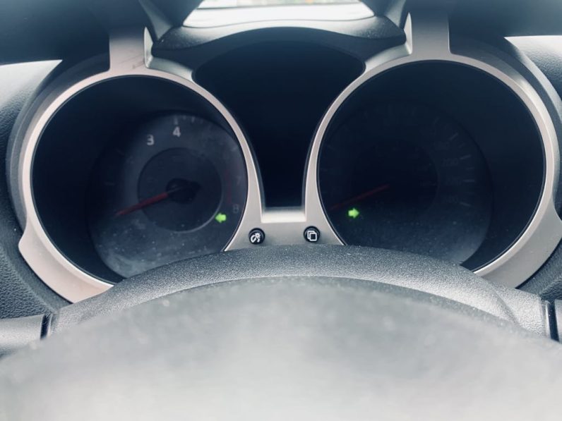 
								2013 Nissan Juke S full									