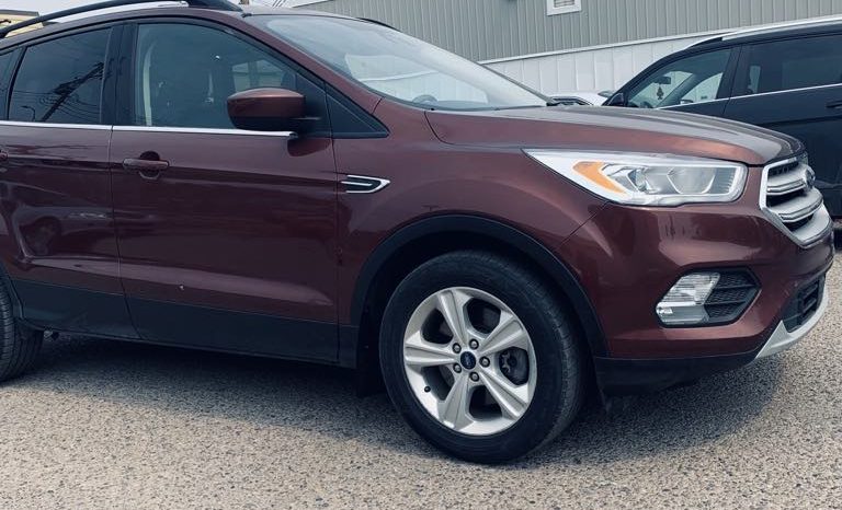 
								2018 FORD ESCAPE SEL full									