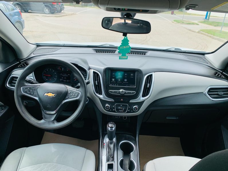 
								2019 CHEVROLET EQUINOX LS full									