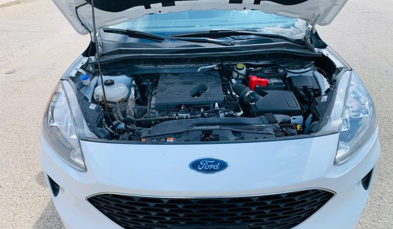 
								2020 Ford Escape SE full									