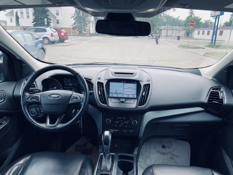 
								2018 FORD ESCAPE SEL full									