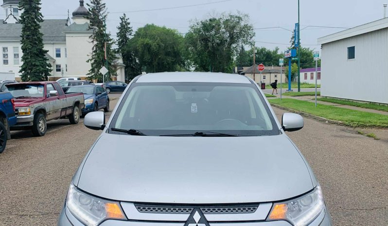 
								2020 MITSUBISHI OUTLANDER ES full									