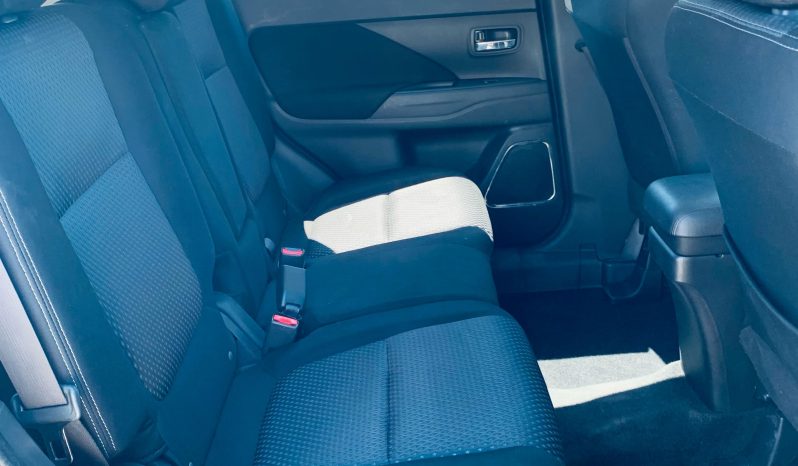 
								2016 MITSUBISHI OUTLANDER ES full									