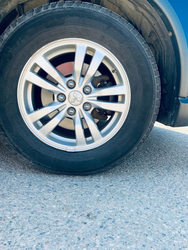 
								2016 MITSUBISHI OUTLANDER ES full									