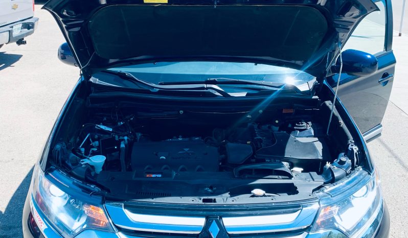 
								2016 MITSUBISHI OUTLANDER ES full									