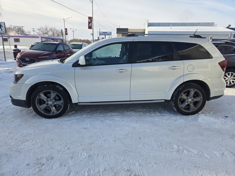 
								2017 Dodge Journey Crossroad full									