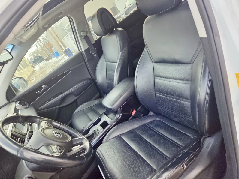 
								2016 Kia Sorento full									