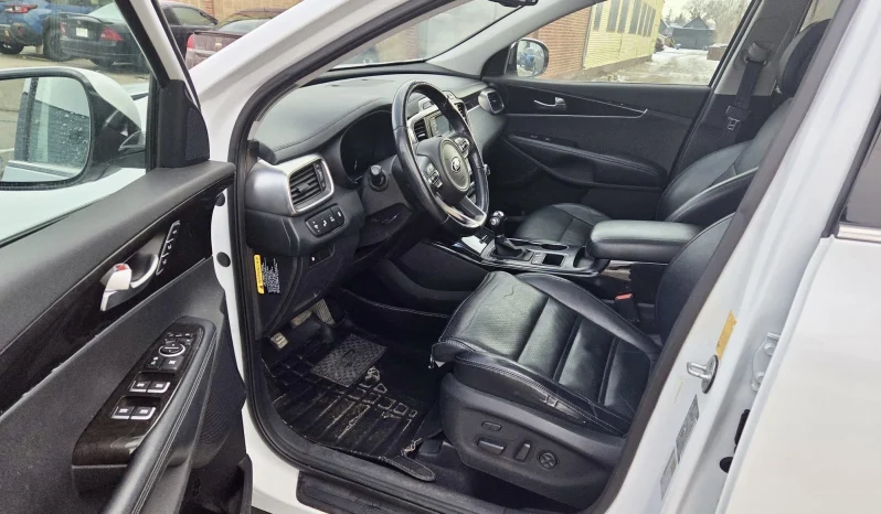 
								2016 Kia Sorento full									