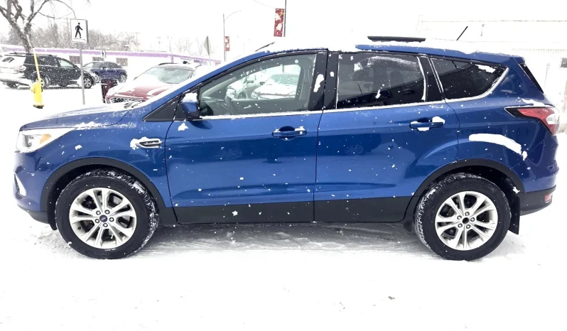 
								2018 FORD ESCAPE SEL full									