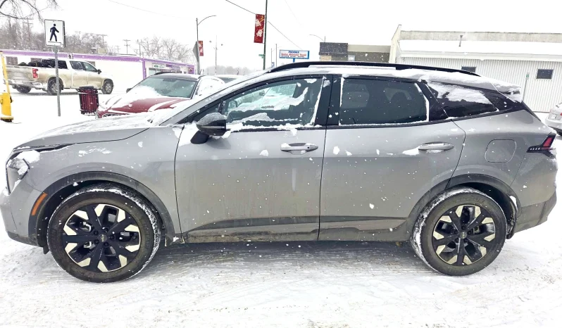 
								2023 KIA SPORTAGE LX full									