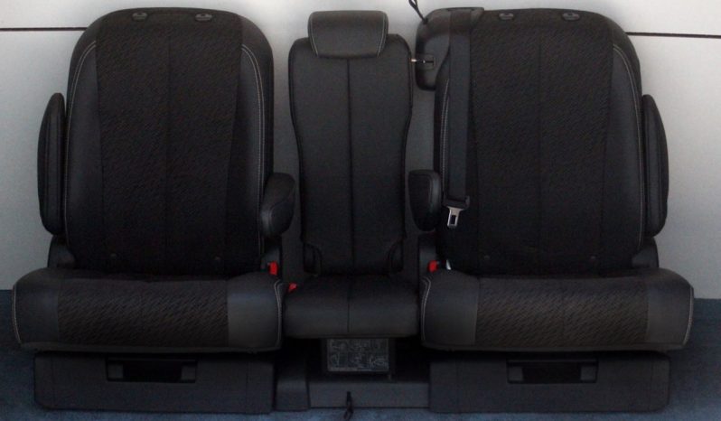 
								2014 Toyota Sienna full									