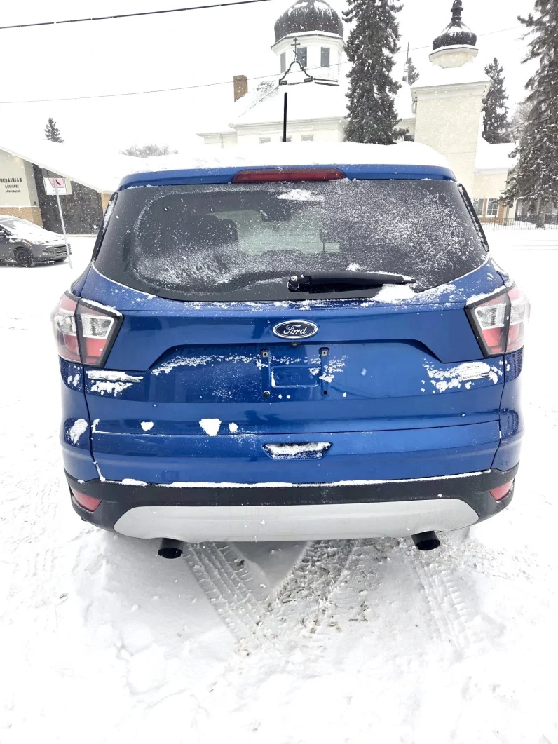 
								2018 FORD ESCAPE SEL full									