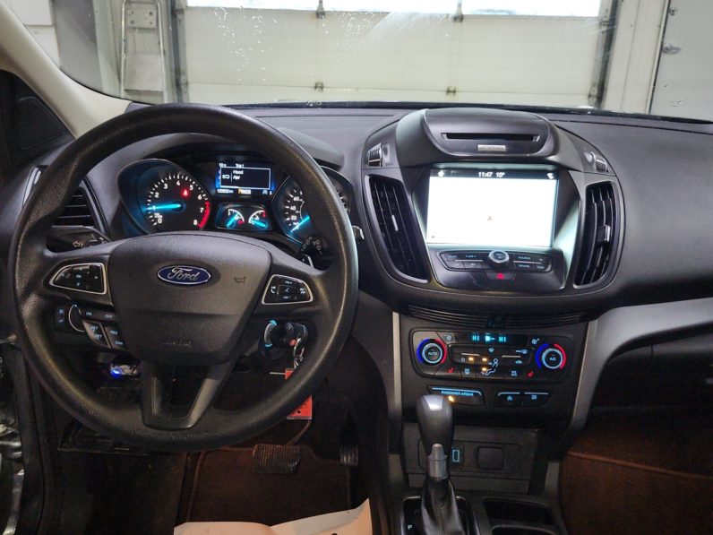 
								2017 Ford Escape SE full									