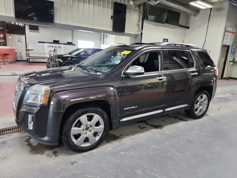 
								2017 GMC TERRAIN full									