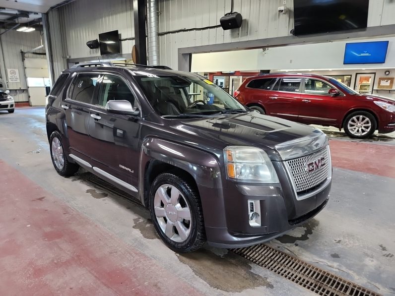 
								2017 GMC TERRAIN full									