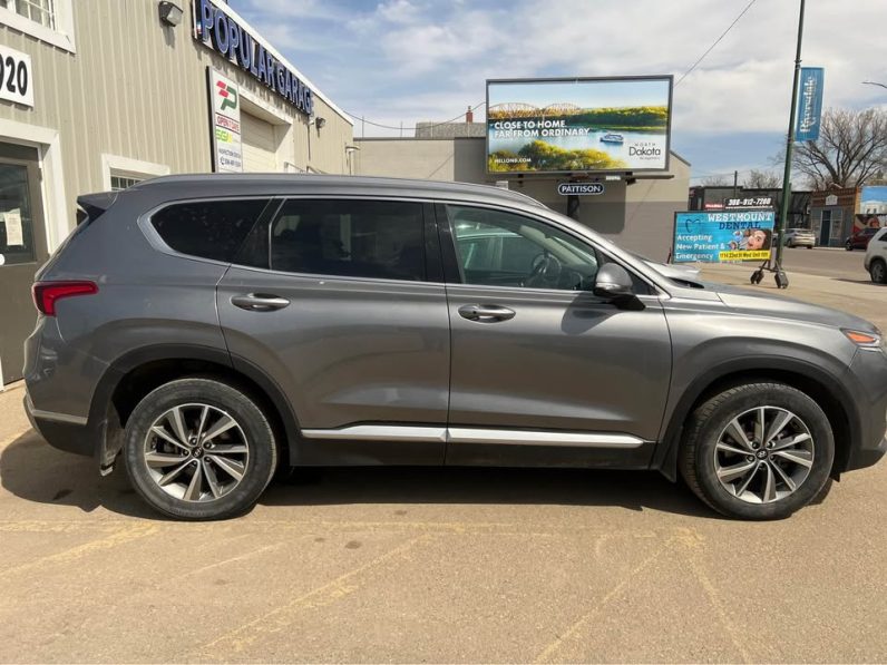 
								2019 HYUNDAI SANTA FE SEL full									
