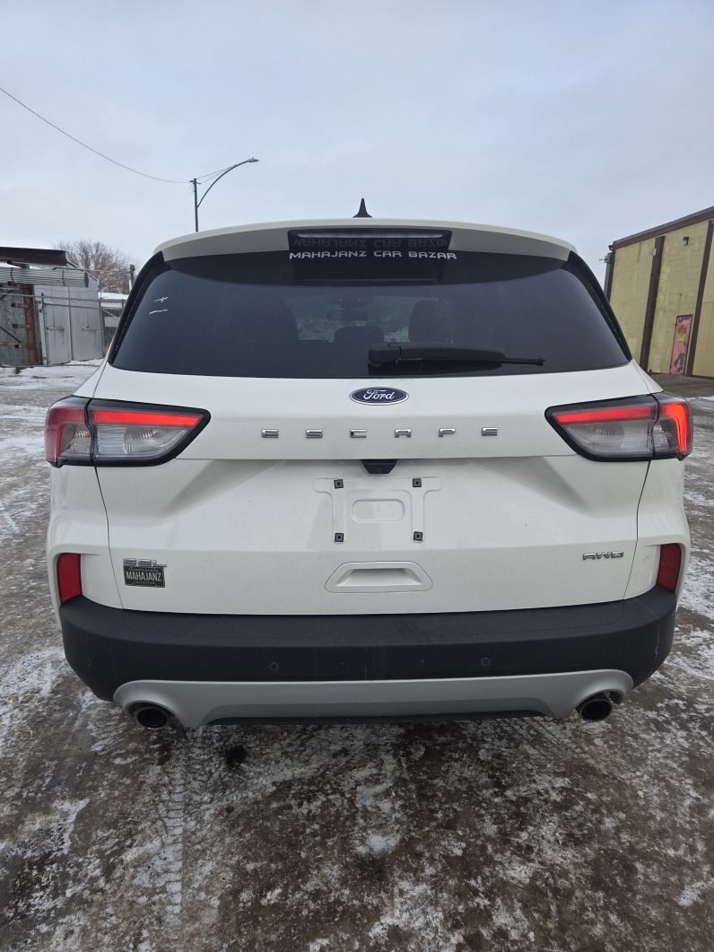 
								2021  FORD ESCAPE SEL full									