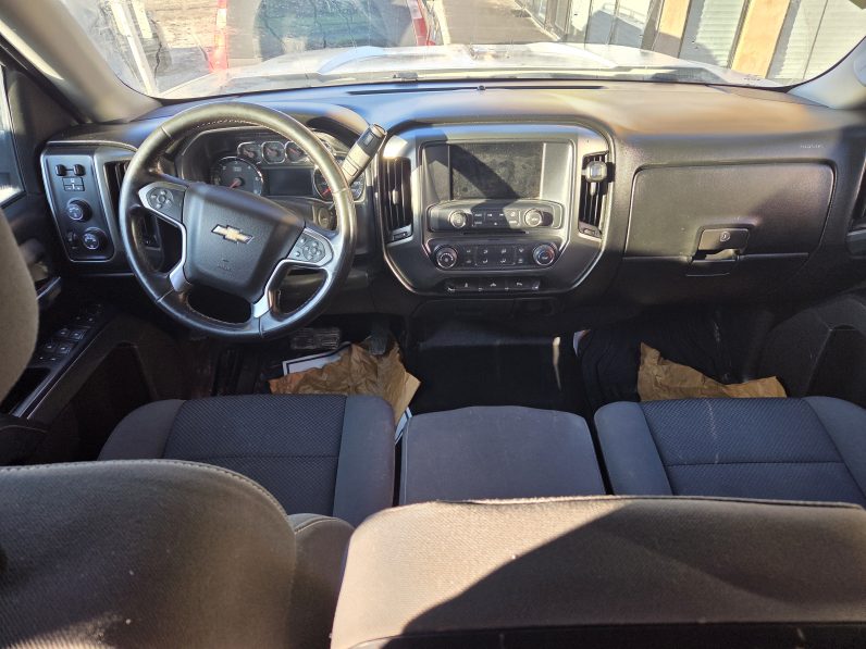 
								2018 Chevrolet Silverado K1500 LT full									