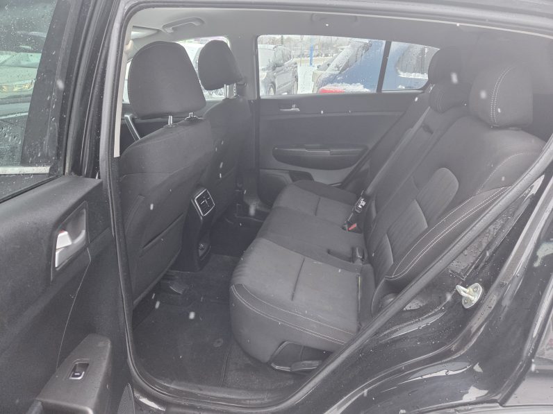 
								2020 KIA SPORTAGE LX full									