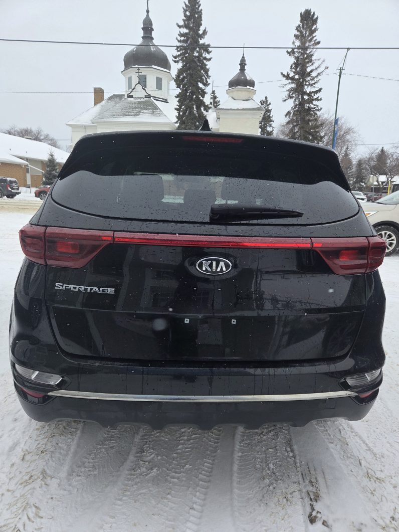 
								2020 KIA SPORTAGE LX full									