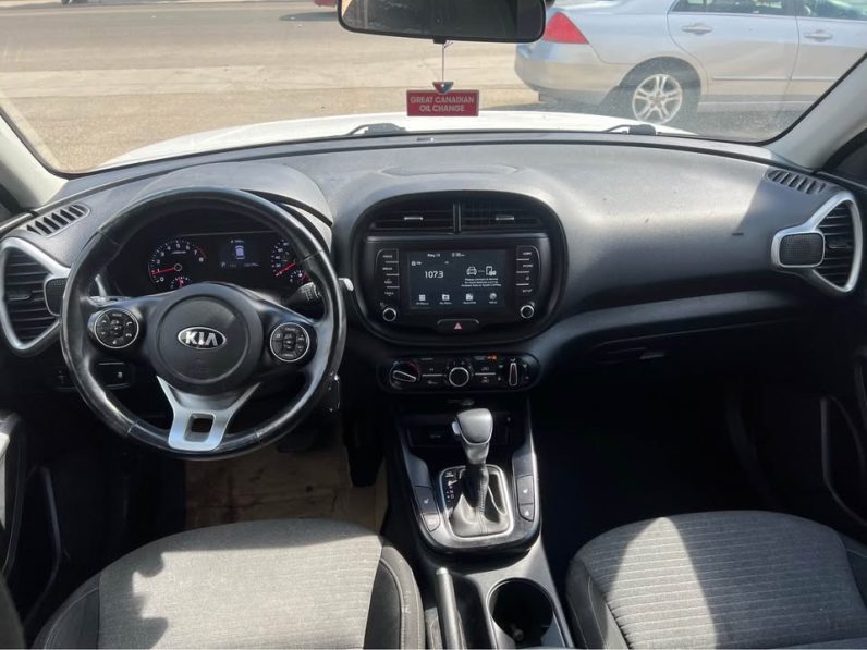 
								2021 KIA SOUL EX full									