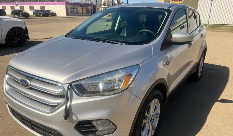 
								2017 Ford Escape SE full									
