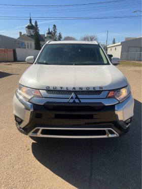 2020 MITSUBISHI OUTLANDER ES