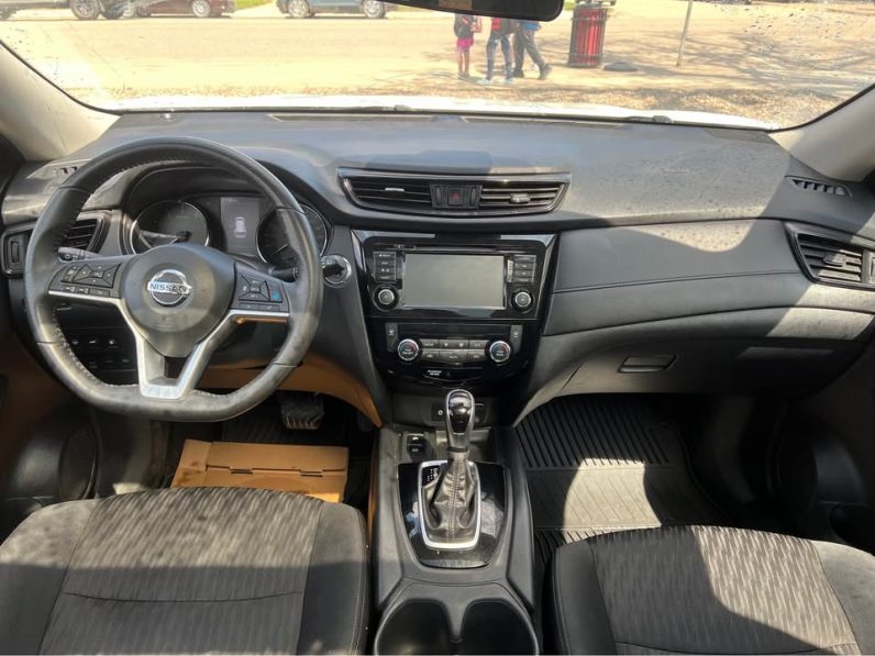 
								2019 NISSAN ROGUE S full									