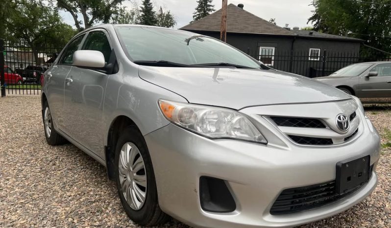 
								2013 Toyota Corolla full									