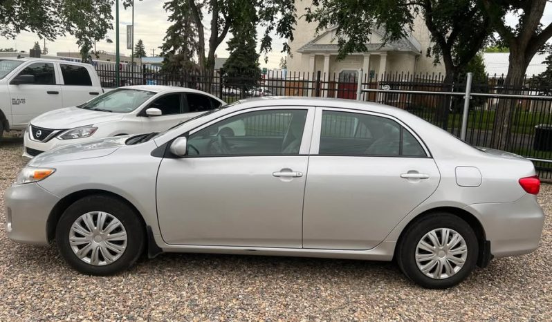 
								2013 Toyota Corolla full									
