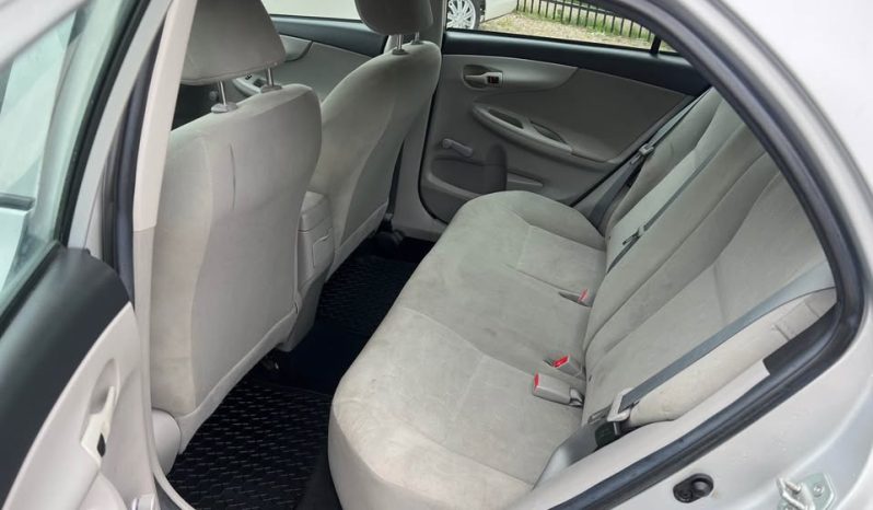 
								2013 Toyota Corolla full									