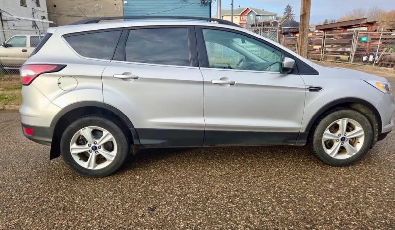 
								2017 Ford Escape SE full									