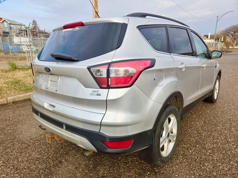 
								2017 Ford Escape SE full									