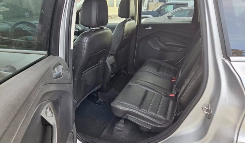 
								2017 Ford Escape SE full									