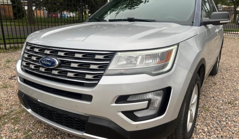 
								2016 FORD EXPLORER XLT full									